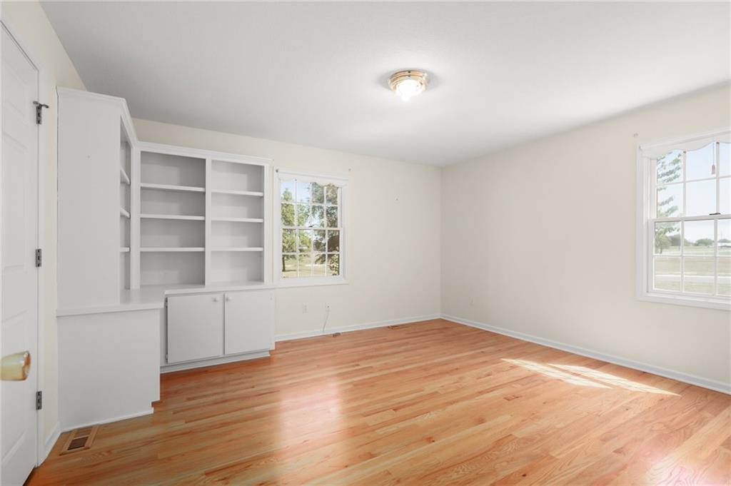 315 E High Street Property Photo 15