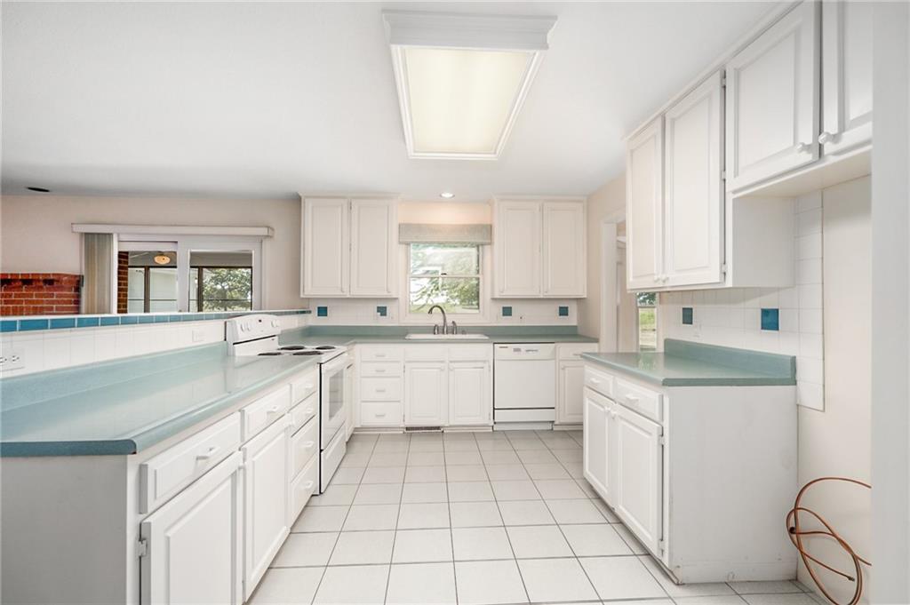 315 E High Street Property Photo 27