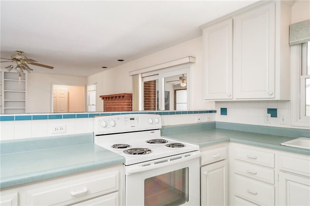 315 E High Street Property Photo 29