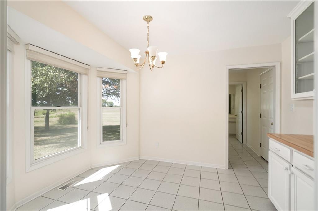 315 E High Street Property Photo 31