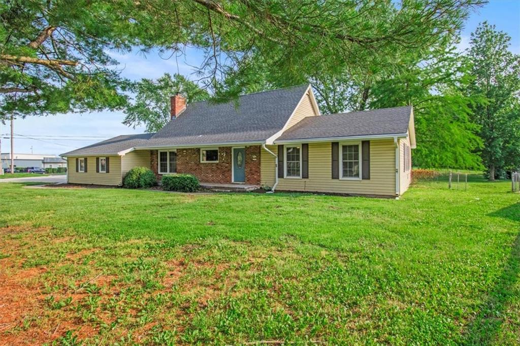 30 Cliff Drive Property Photo 3