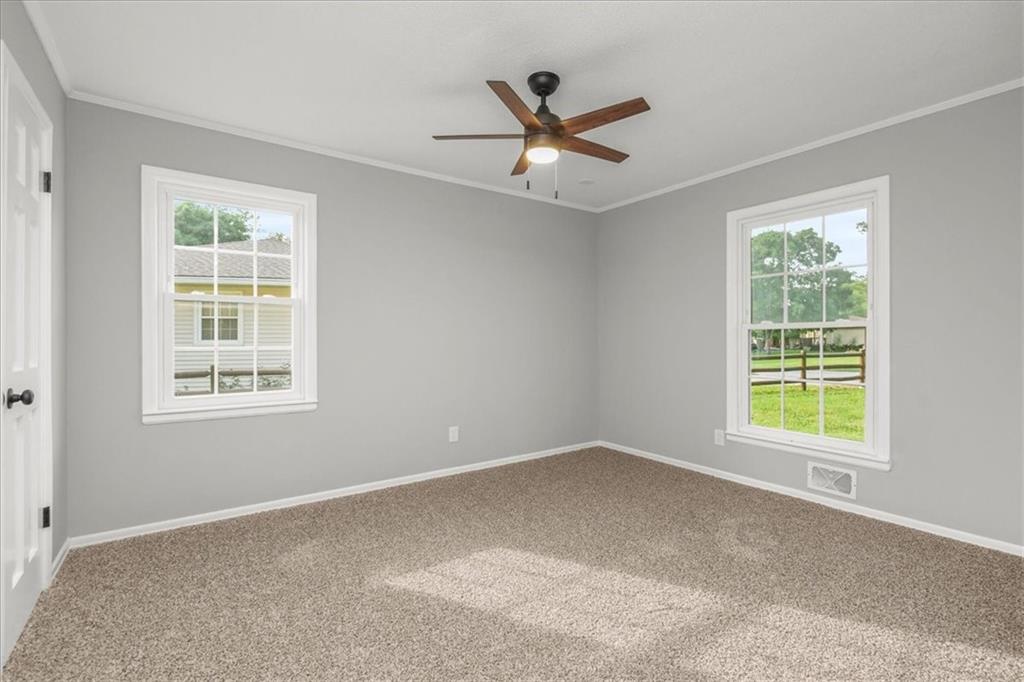 30 Cliff Drive Property Photo 16