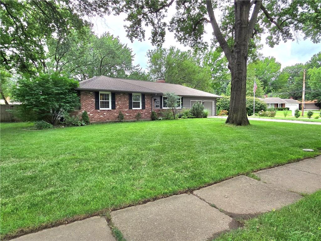 11 W 109th Street Property Photo 2