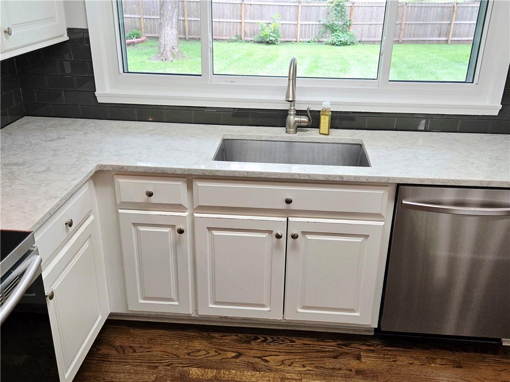 11 W 109th Street Property Photo 6