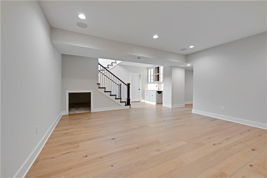 24916 W 98th Place Property Photo 27