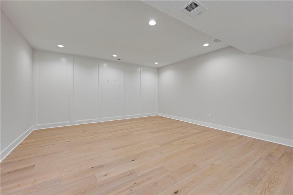 24916 W 98th Place Property Photo 28
