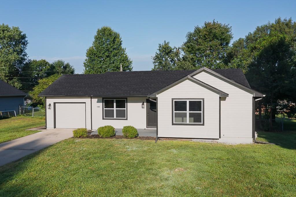 1182 Greenwood Parkway Property Photo 1