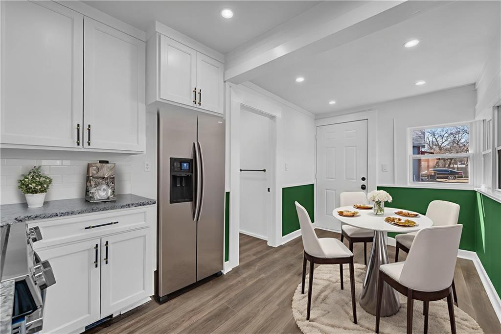 1901 E 79th Street Property Photo 6