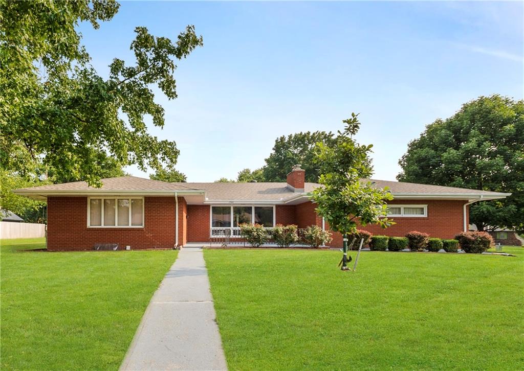 1701 Wren Street Property Photo 1