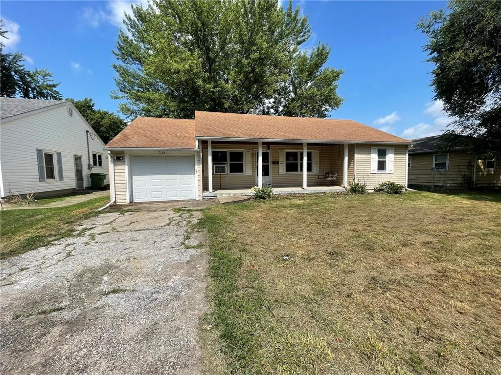 703 S 6th Street Property Photo 1