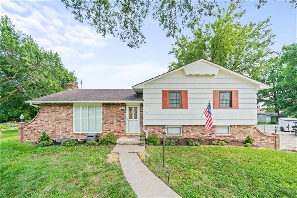 8525 Penner Avenue Property Photo 1