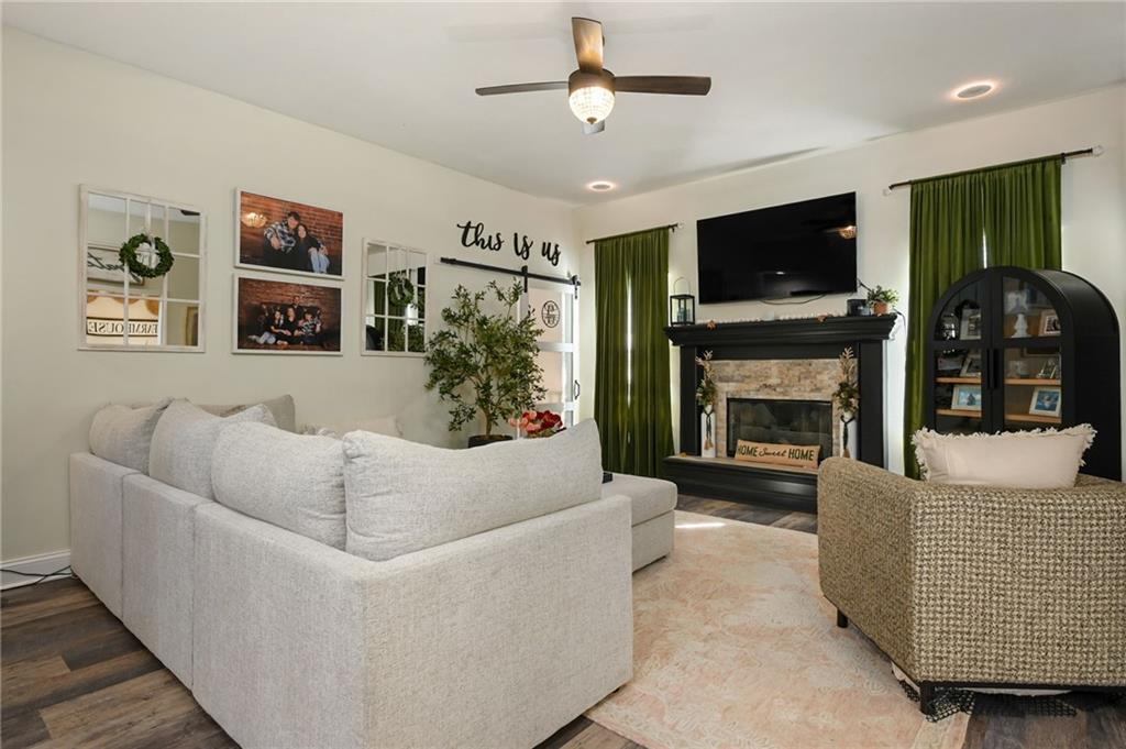 36011 E Gardner Road Property Photo 4