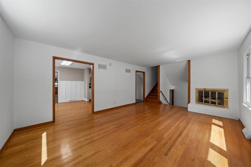 8204 Tomahawk Road Property Photo 6