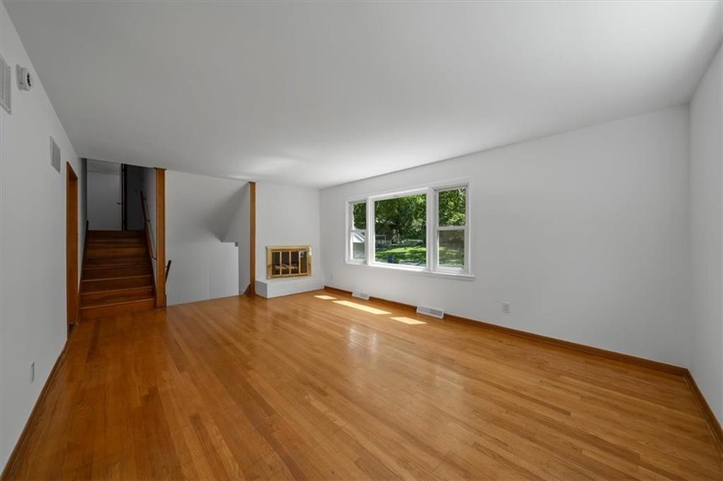 8204 Tomahawk Road Property Photo 8