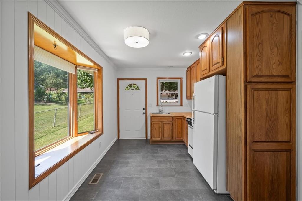 8204 Tomahawk Road Property Photo 18