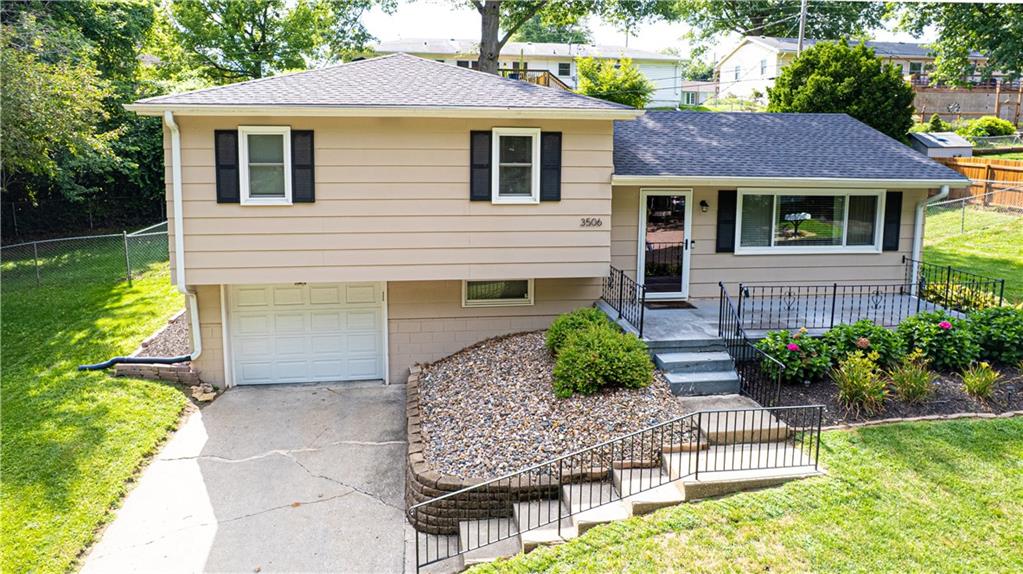3506 E Lantern Lane Property Photo 1