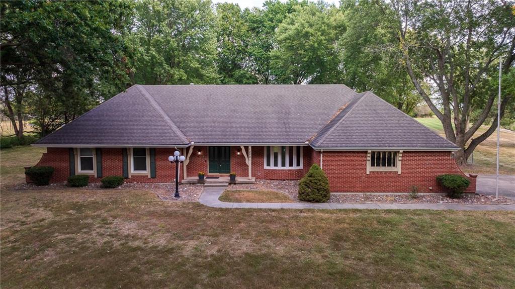 10821 Milton Thompson Road Property Photo 1