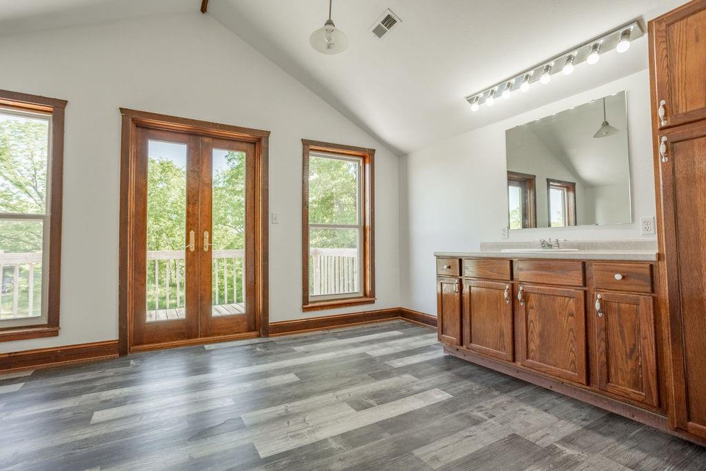 18933 S 2700 Road Property Photo 23
