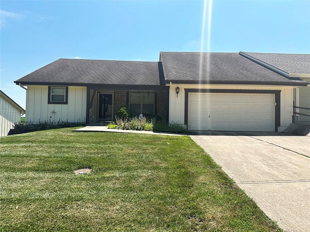 8211 E 190th Street Property Photo 1