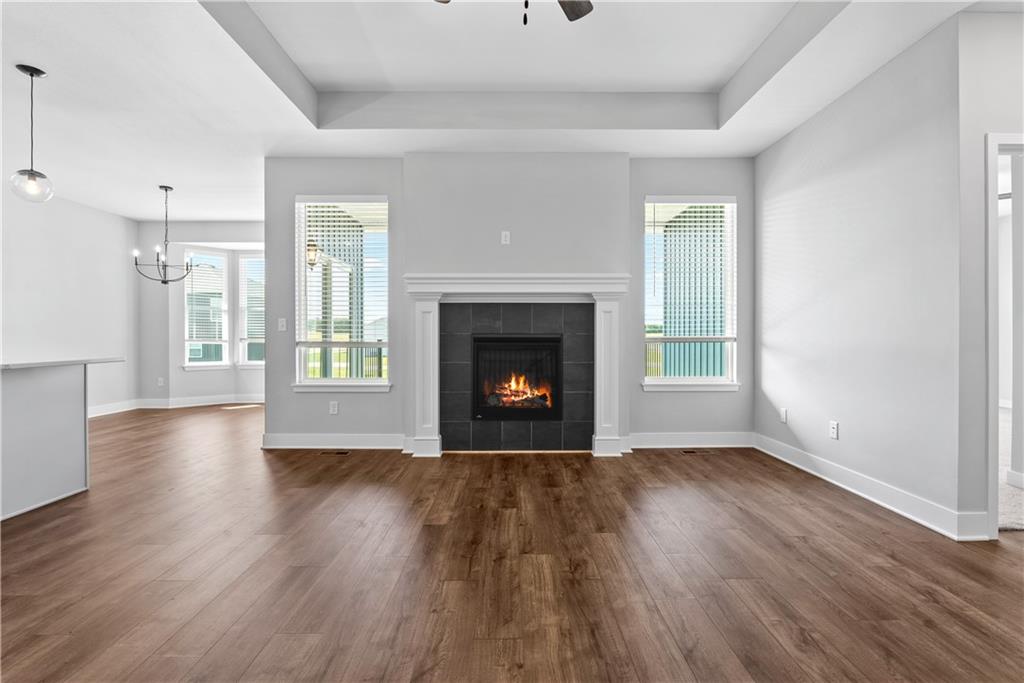 404 Sw Hawthorne Lane Property Photo 2