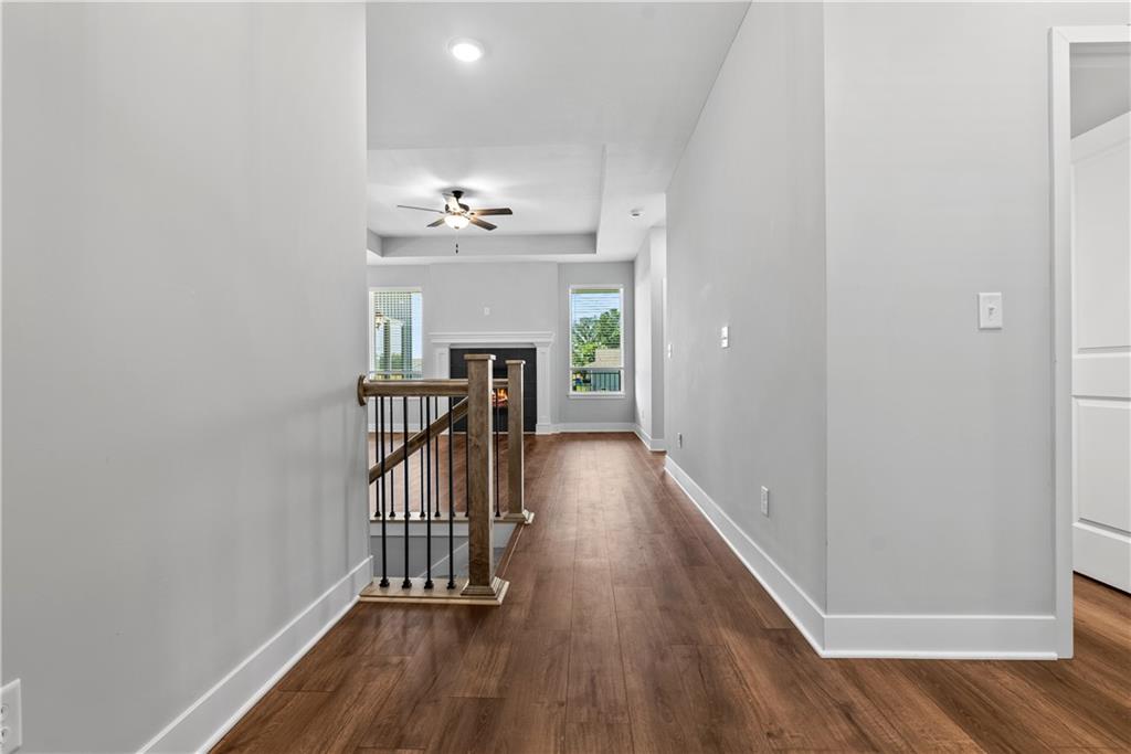 404 Sw Hawthorne Lane Property Photo 6