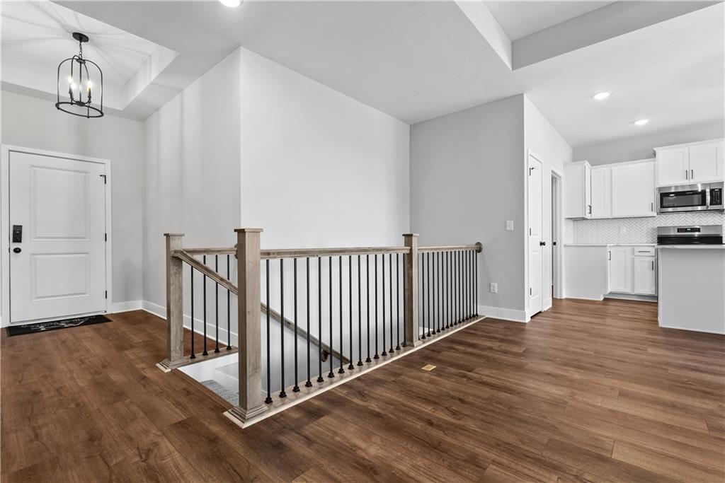 404 Sw Hawthorne Lane Property Photo 8