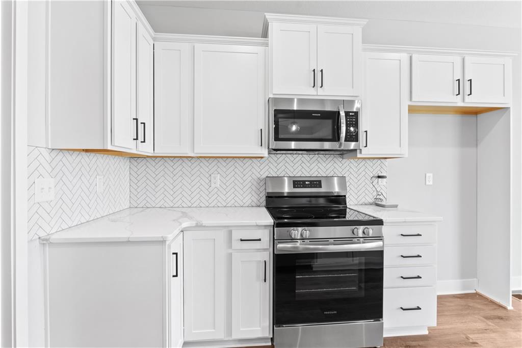 404 Sw Hawthorne Lane Property Photo 12