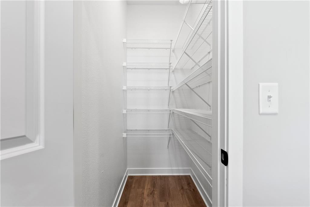 404 Sw Hawthorne Lane Property Photo 18