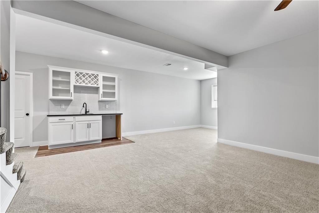 404 Sw Hawthorne Lane Property Photo 32