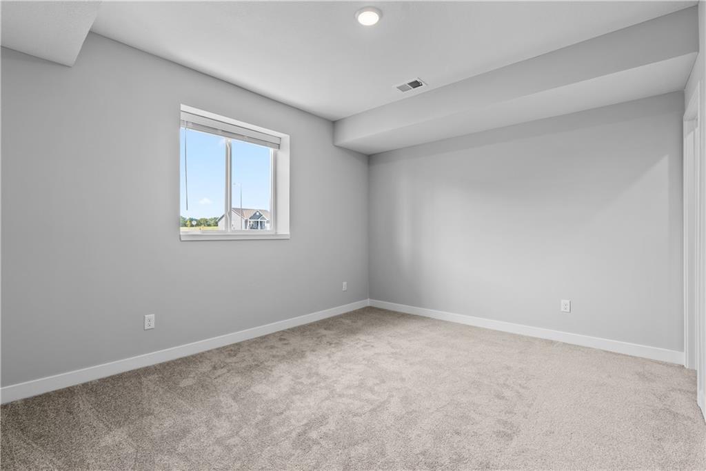 404 Sw Hawthorne Lane Property Photo 35