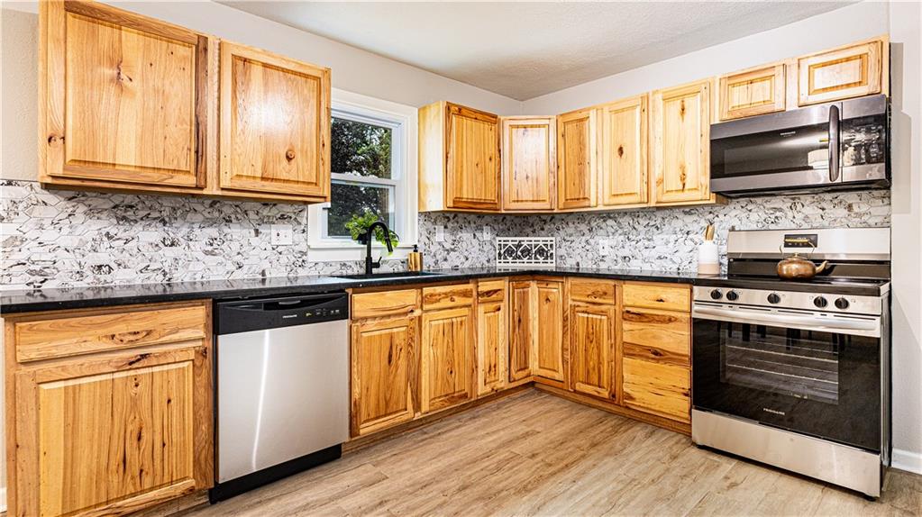 17 Briarcliff Road Property Photo 6