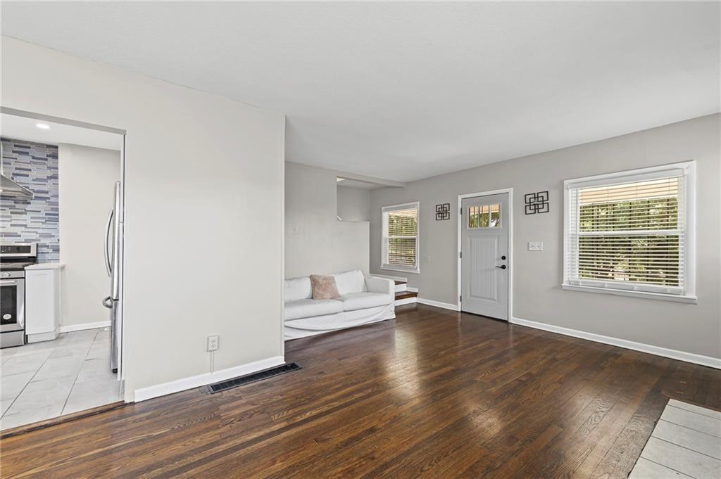 512 Norton Avenue Property Photo 14