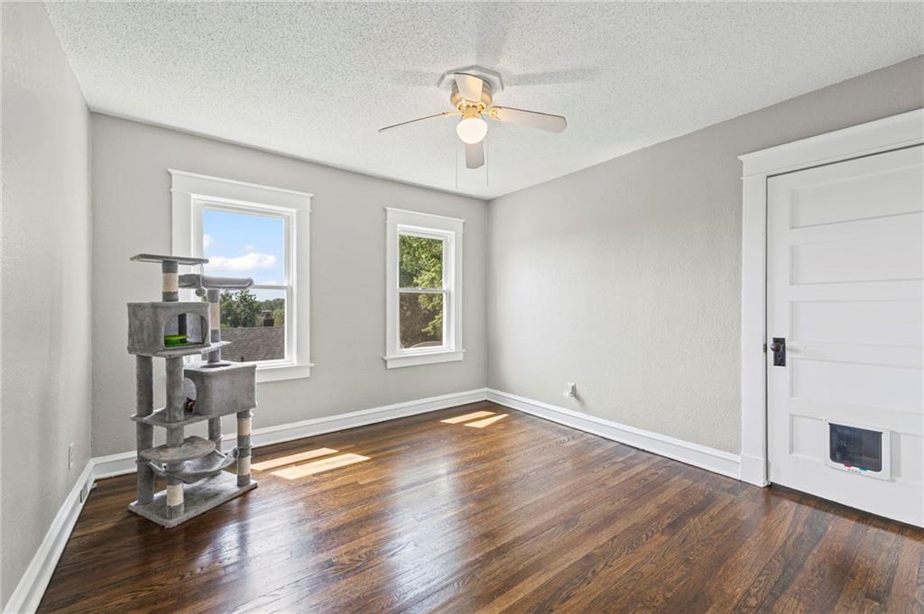 512 Norton Avenue Property Photo 22