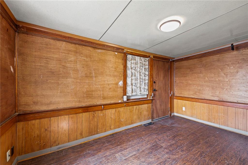 512 Norton Avenue Property Photo 26