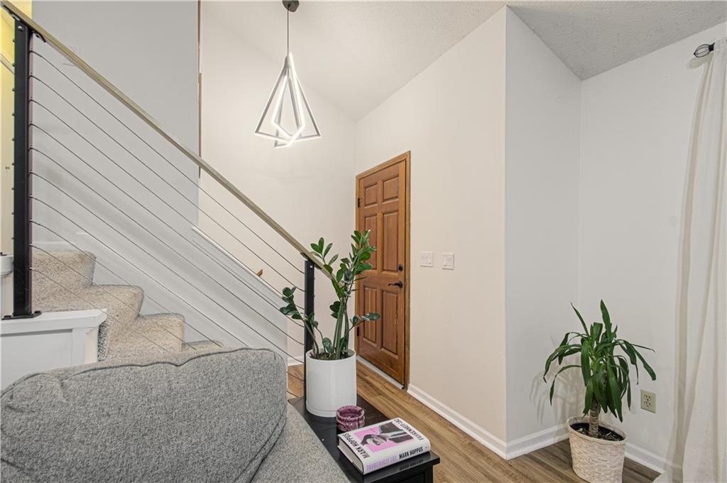 10902 N Harrison Street Property Photo 4