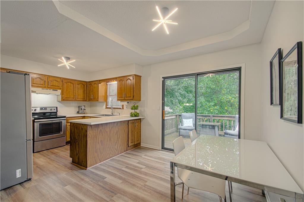 10902 N Harrison Street Property Photo 10