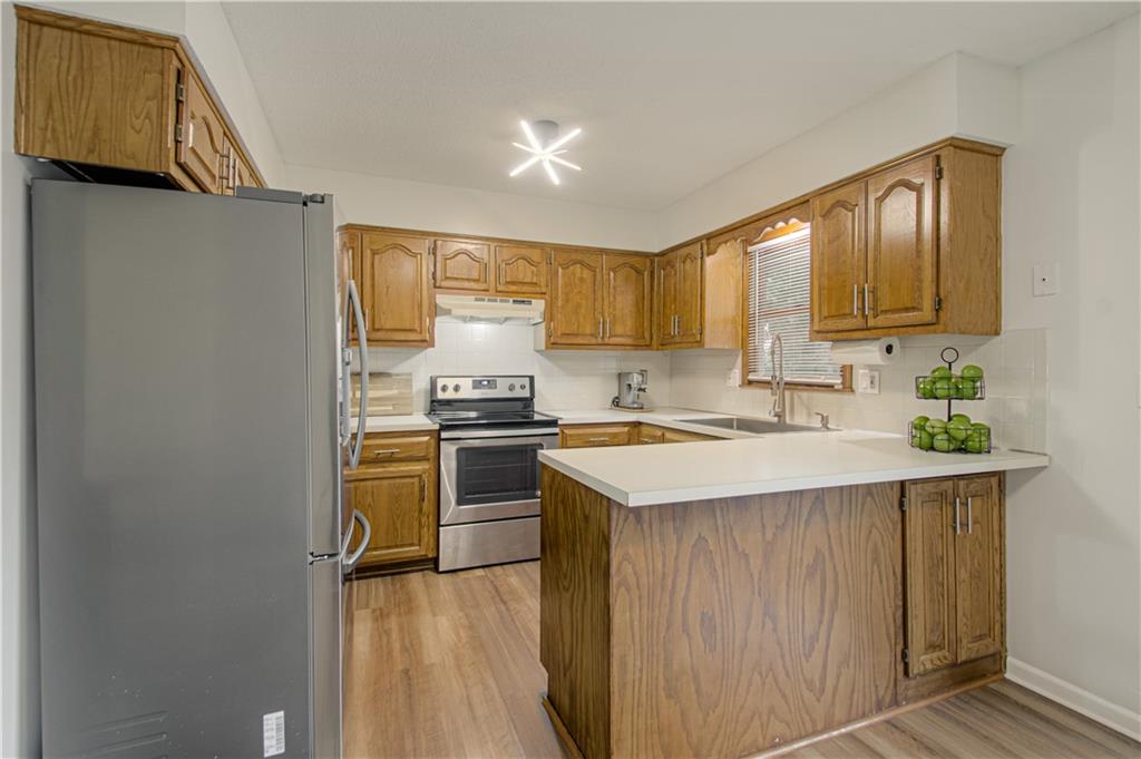 10902 N Harrison Street Property Photo 11