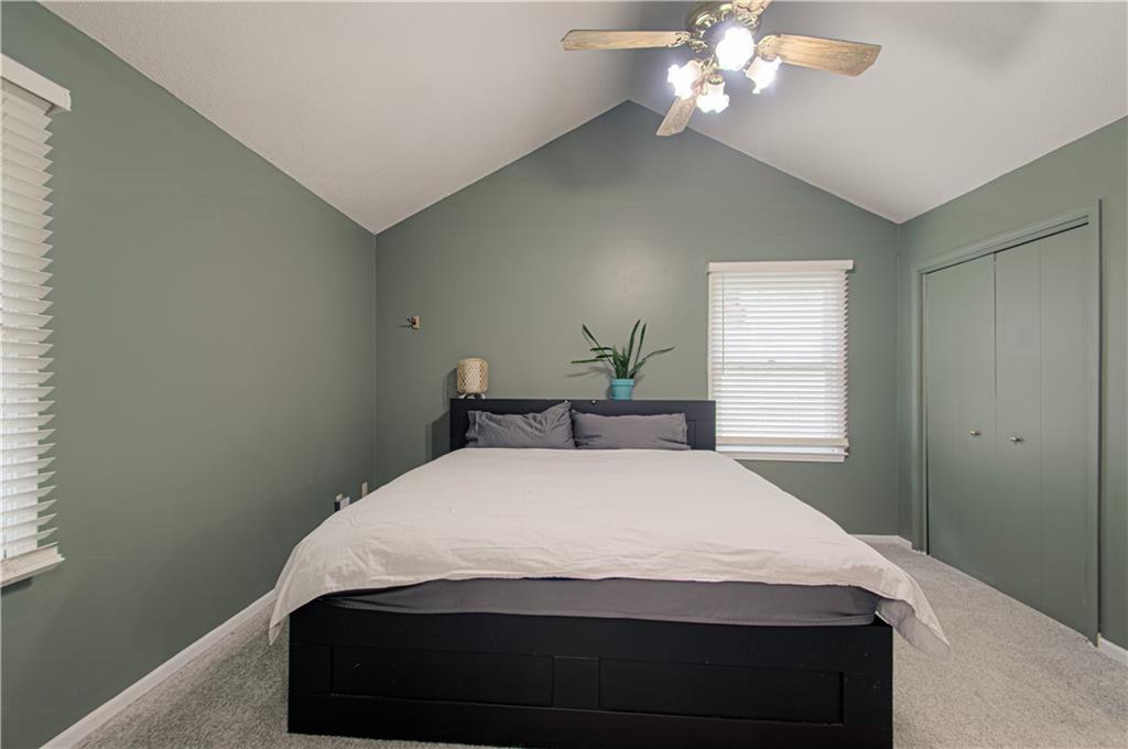 10902 N Harrison Street Property Photo 17