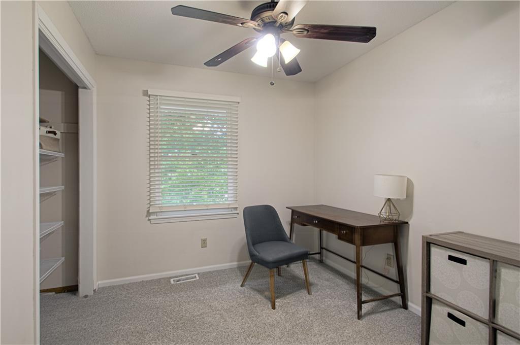 10902 N Harrison Street Property Photo 22