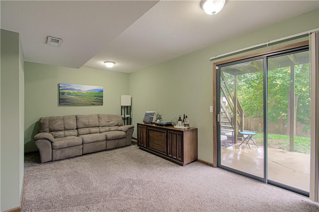 10902 N Harrison Street Property Photo 24