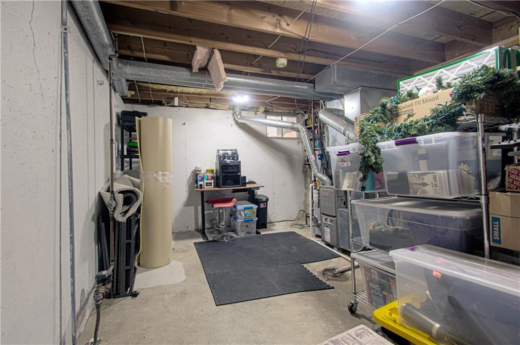 10902 N Harrison Street Property Photo 28