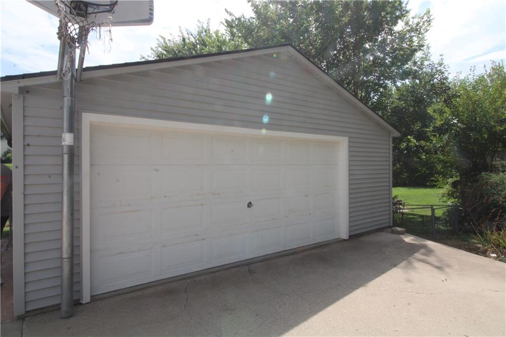 3814 Meadow Oak Lane Property Photo 33