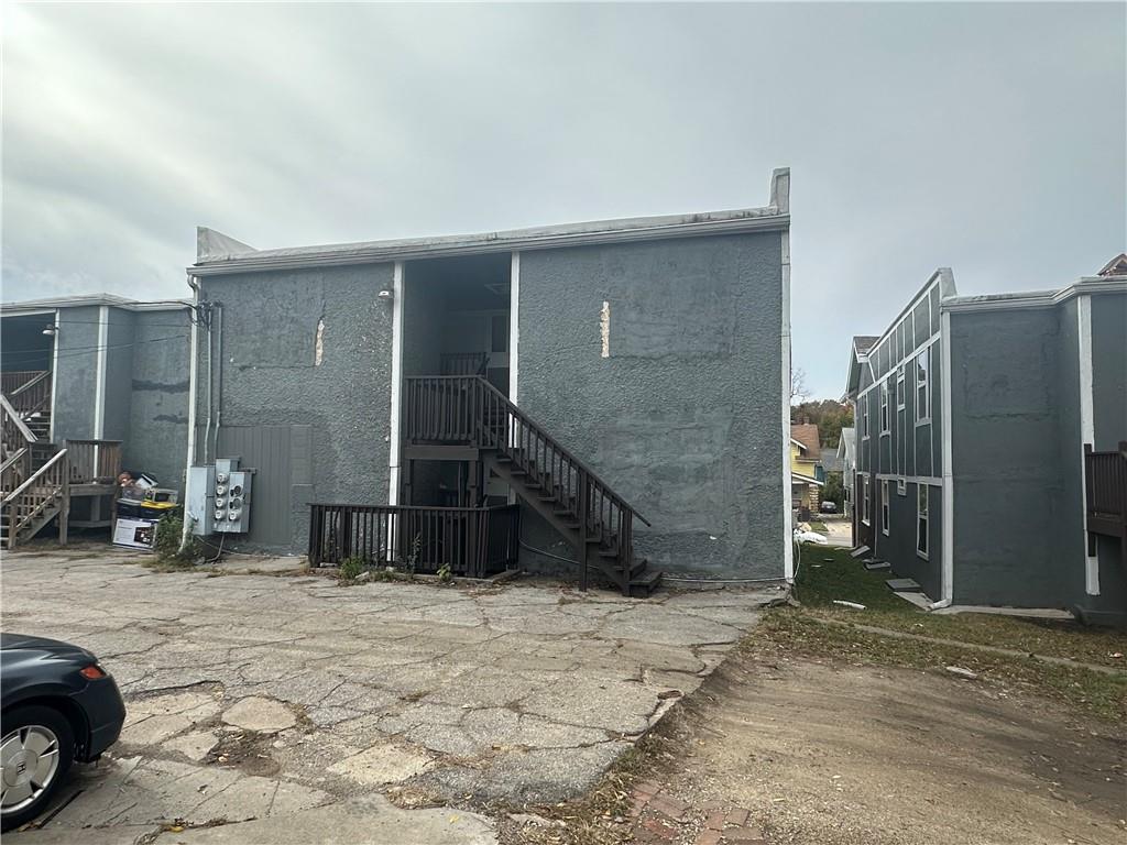 3315 Indiana Avenue Property Photo 2