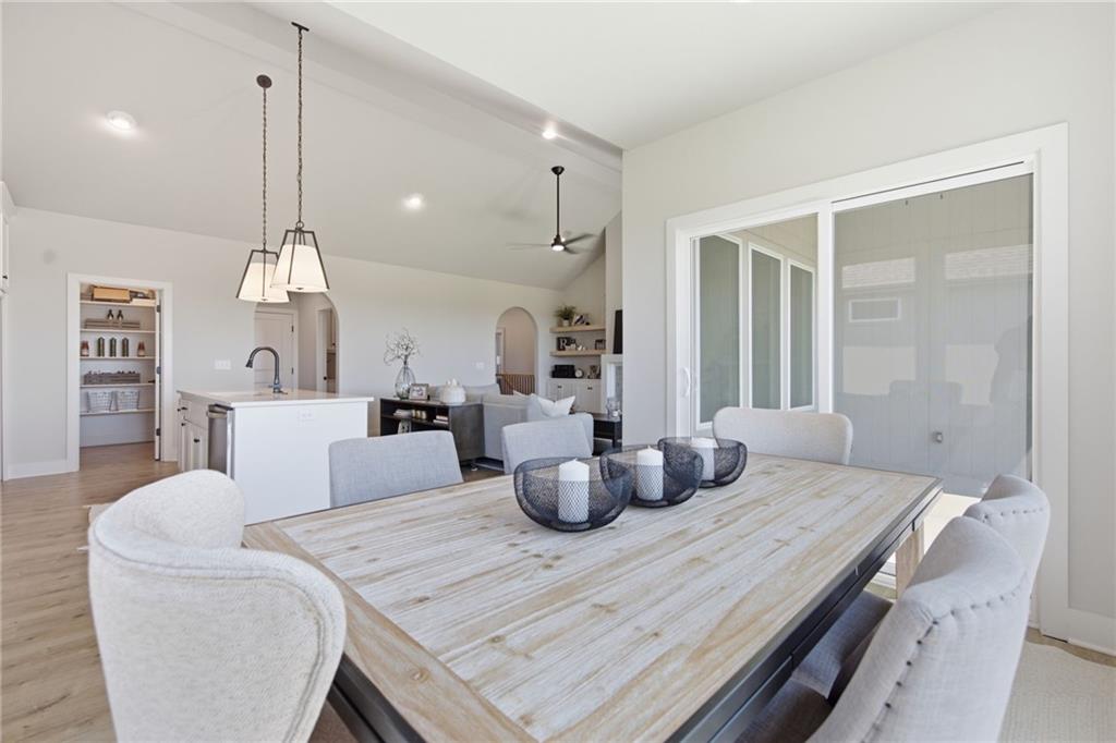 17053 W 168th Place Property Photo 14