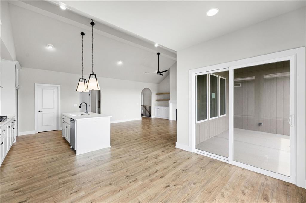 17055 W 168th Place Property Photo 17