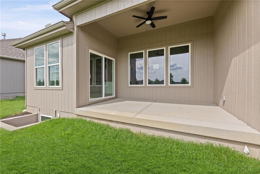 17055 W 168th Place Property Photo 49