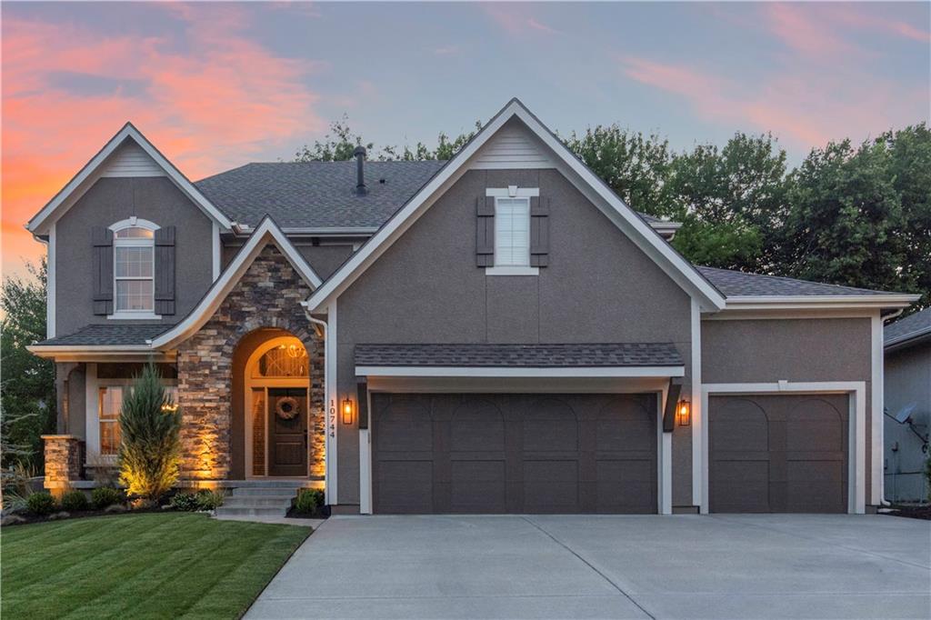 10744 S Palisade Street Property Photo 1