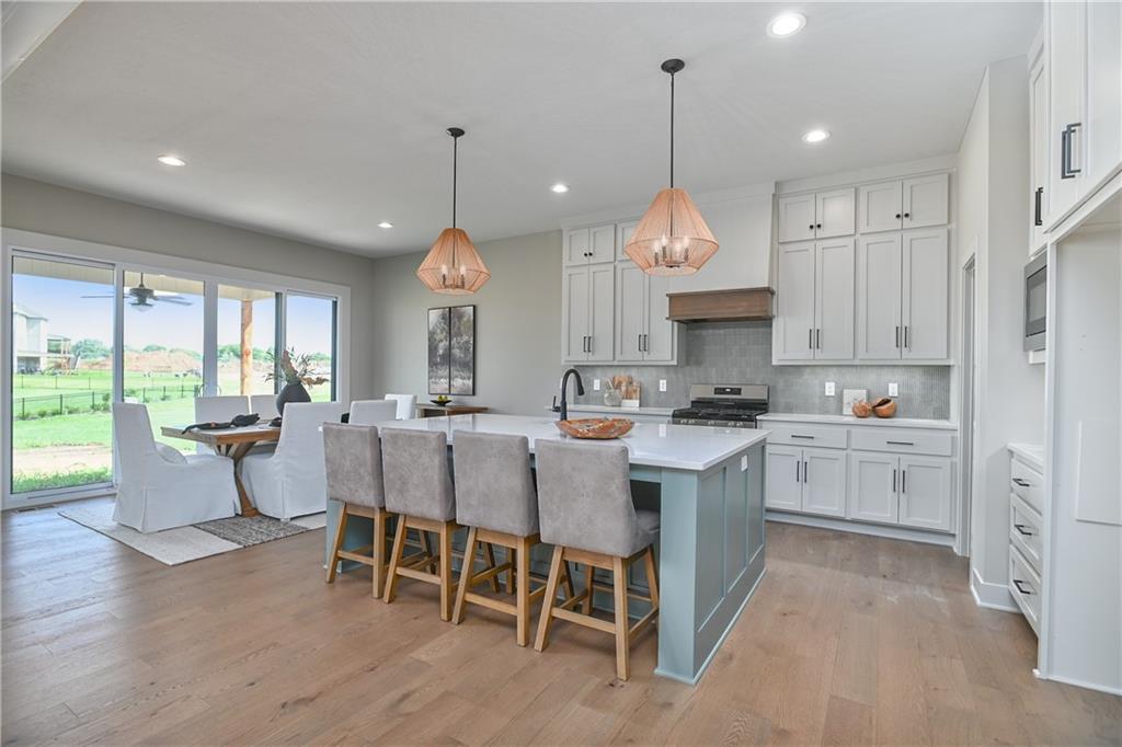 11351 S Emerald Street Property Photo 11