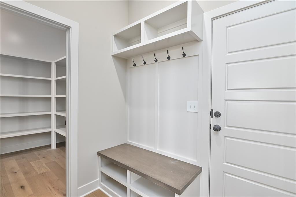 11351 S Emerald Street Property Photo 20