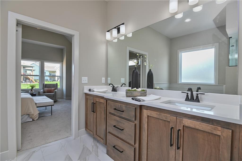 11351 S Emerald Street Property Photo 23